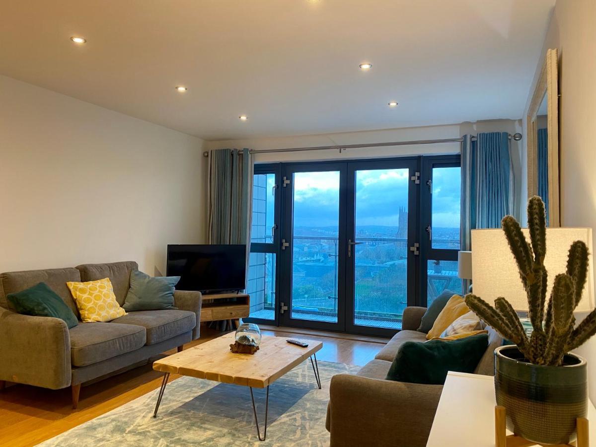Amazing 2-bedroom With Lovely Sea Views